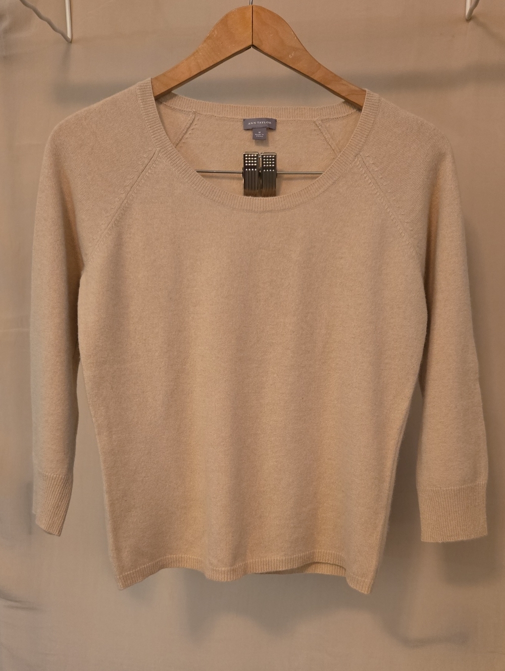 Ann Taylor 100% Cashmere Sweater – Beige Neutral Crewneck Luxe Soft Knit Medium